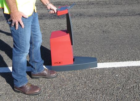 Handheld Pavement Marking Retroreflectivity Data Collection